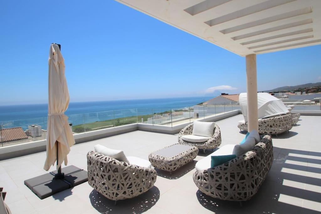サン・ロケLuxurious Penthouse With Huge Panoramic Terraceアパートメント エクステリア 写真